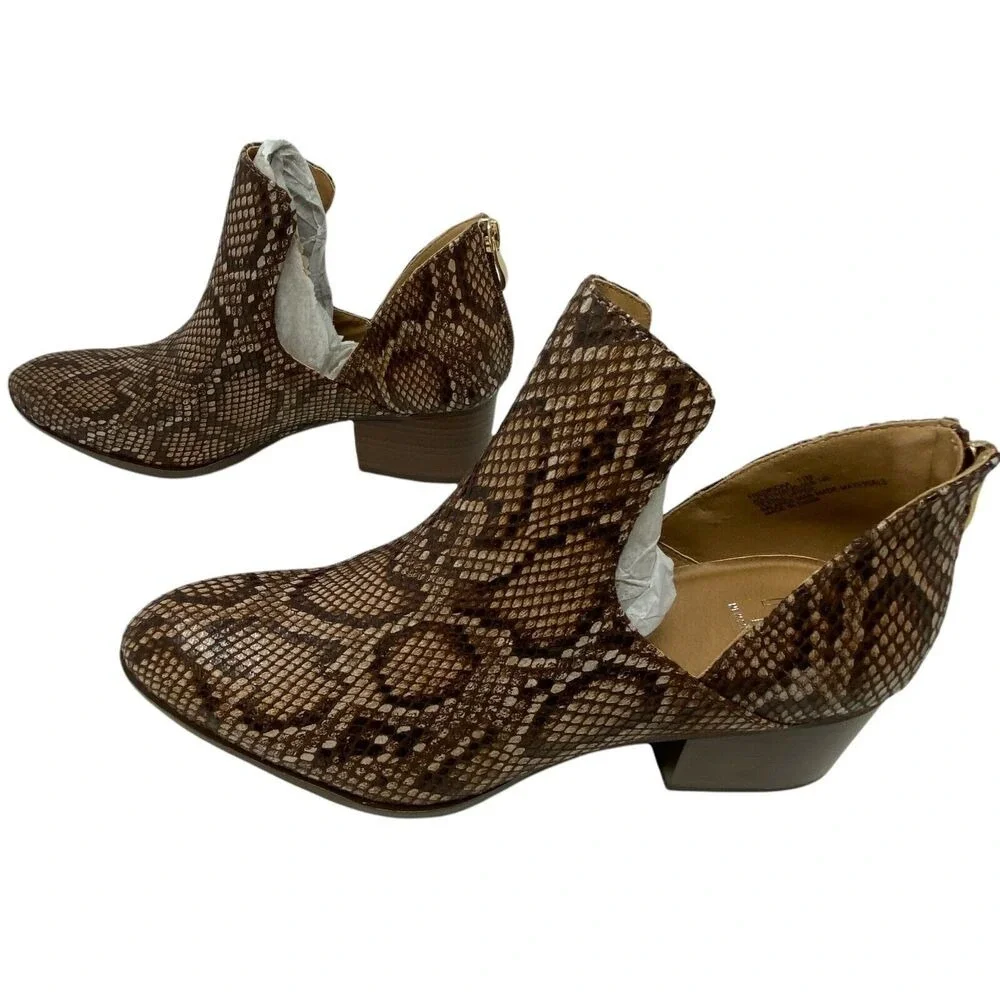 New Directions Women's Fredricka Ankle Booties 11M Brown Snakeskin Zipper New